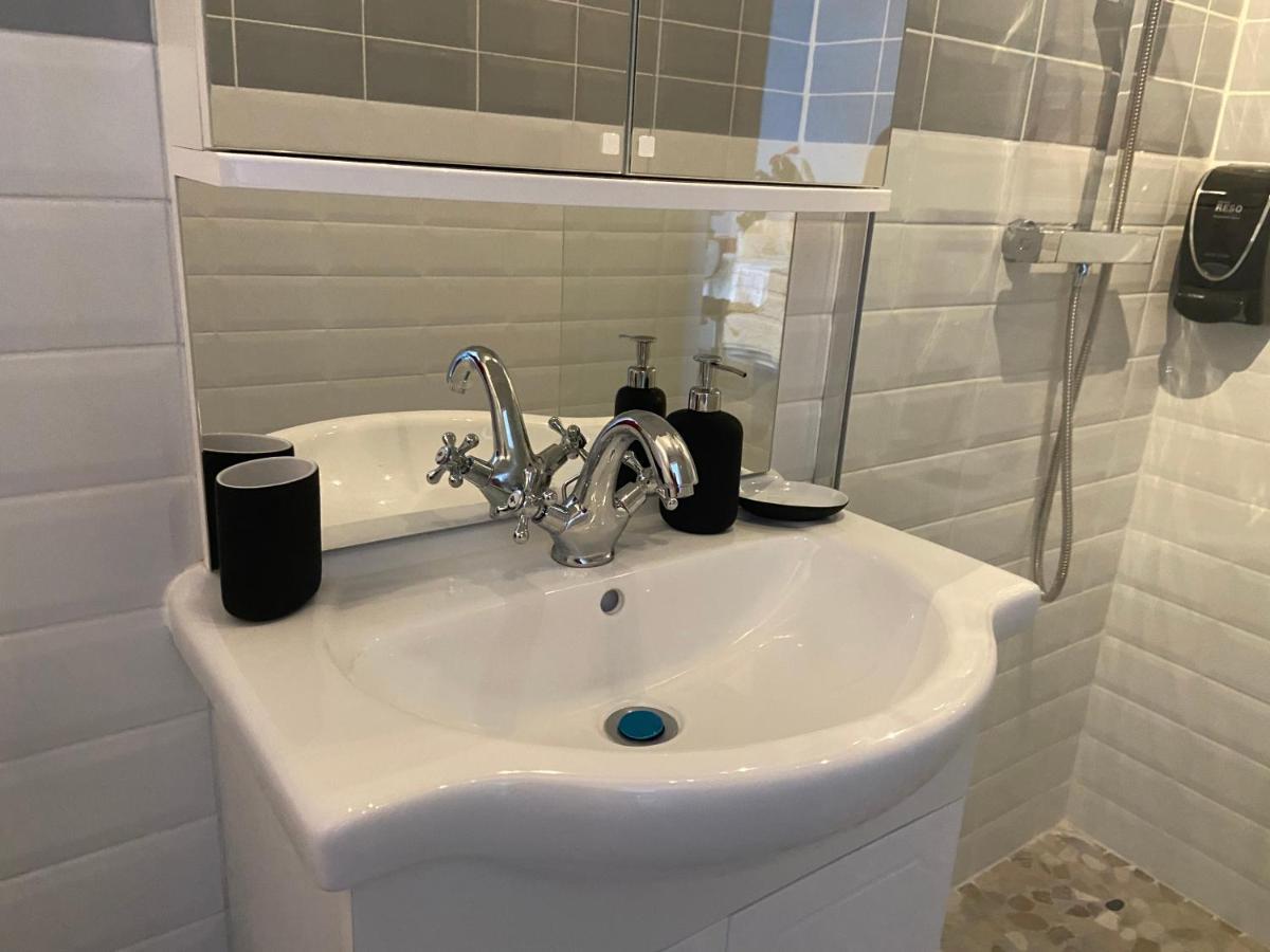 Saint-Barthélemy-de-Vals Esprit Etape Bed & Breakfast エクステリア 写真
