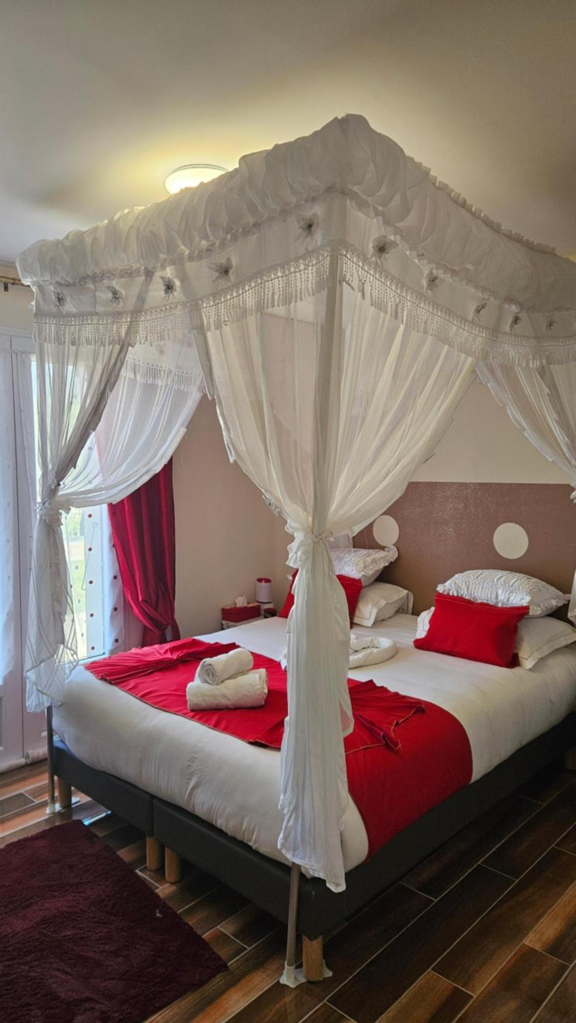 Saint-Barthélemy-de-Vals Esprit Etape Bed & Breakfast エクステリア 写真